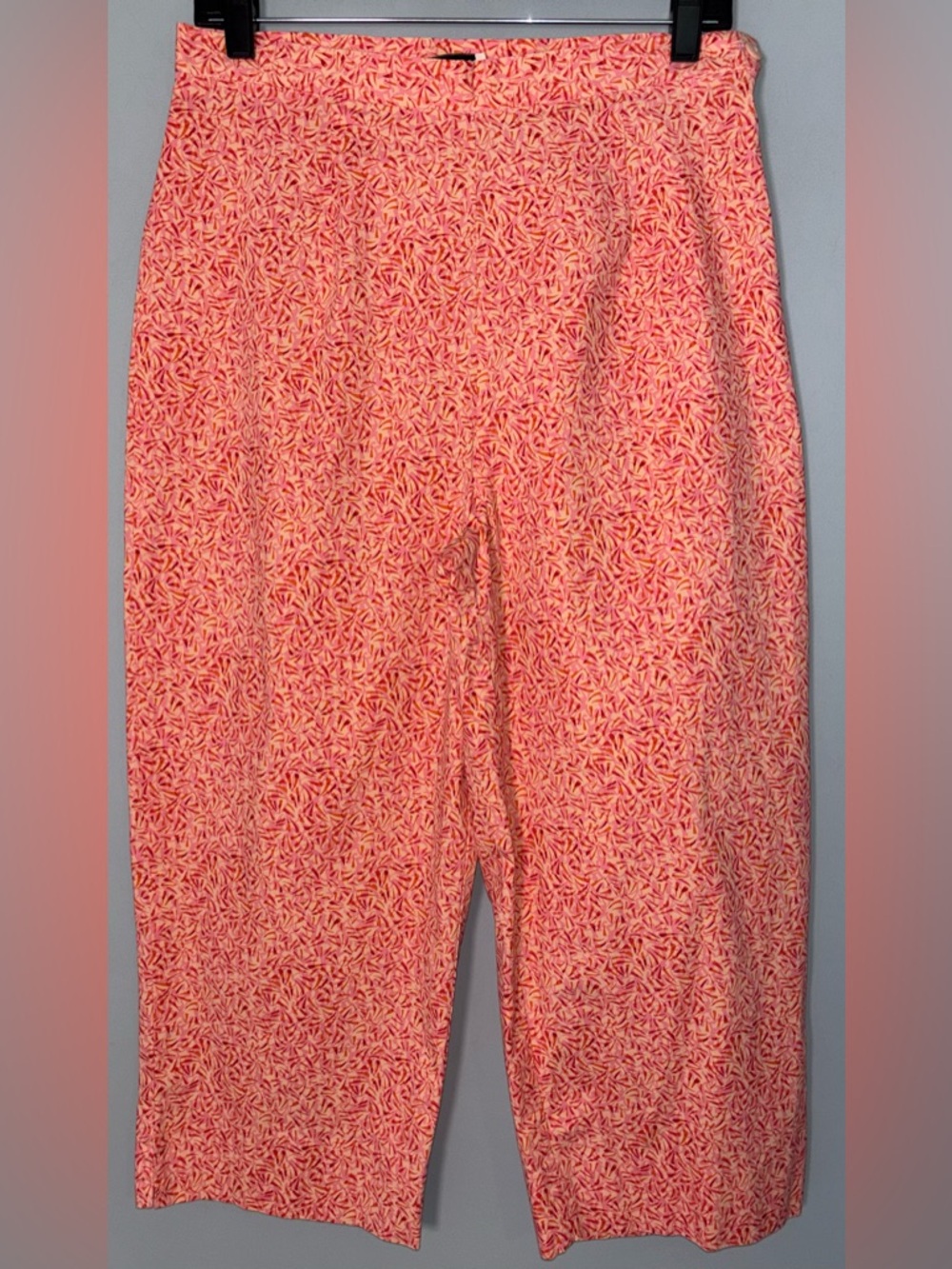 Vintage J.W. Treci Women’s 14 Coral Pink Patterned Cropped Pants